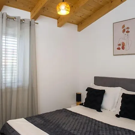 度假居 Tiny House With Jacuzzi Baraka